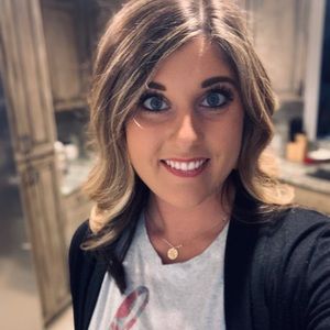 Meet your Posher, Tiffany